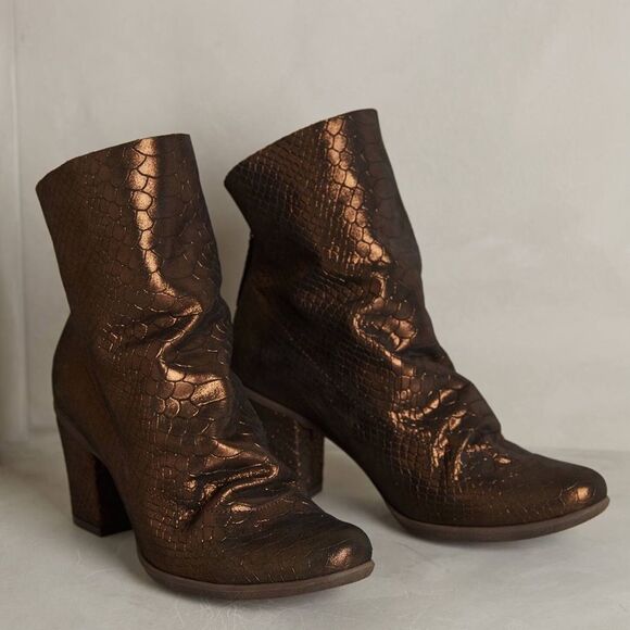 Anthropologie x Seychelles Hint Metallic Boots - Picture 1 of 3